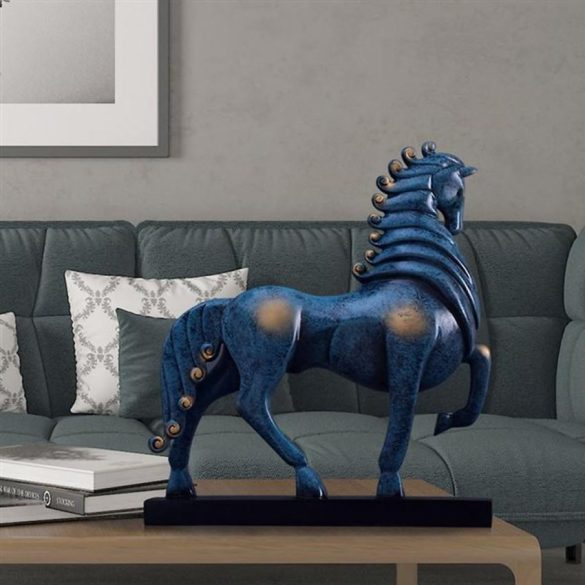 Tượng ngựa phong thủy trang trí phòng khách